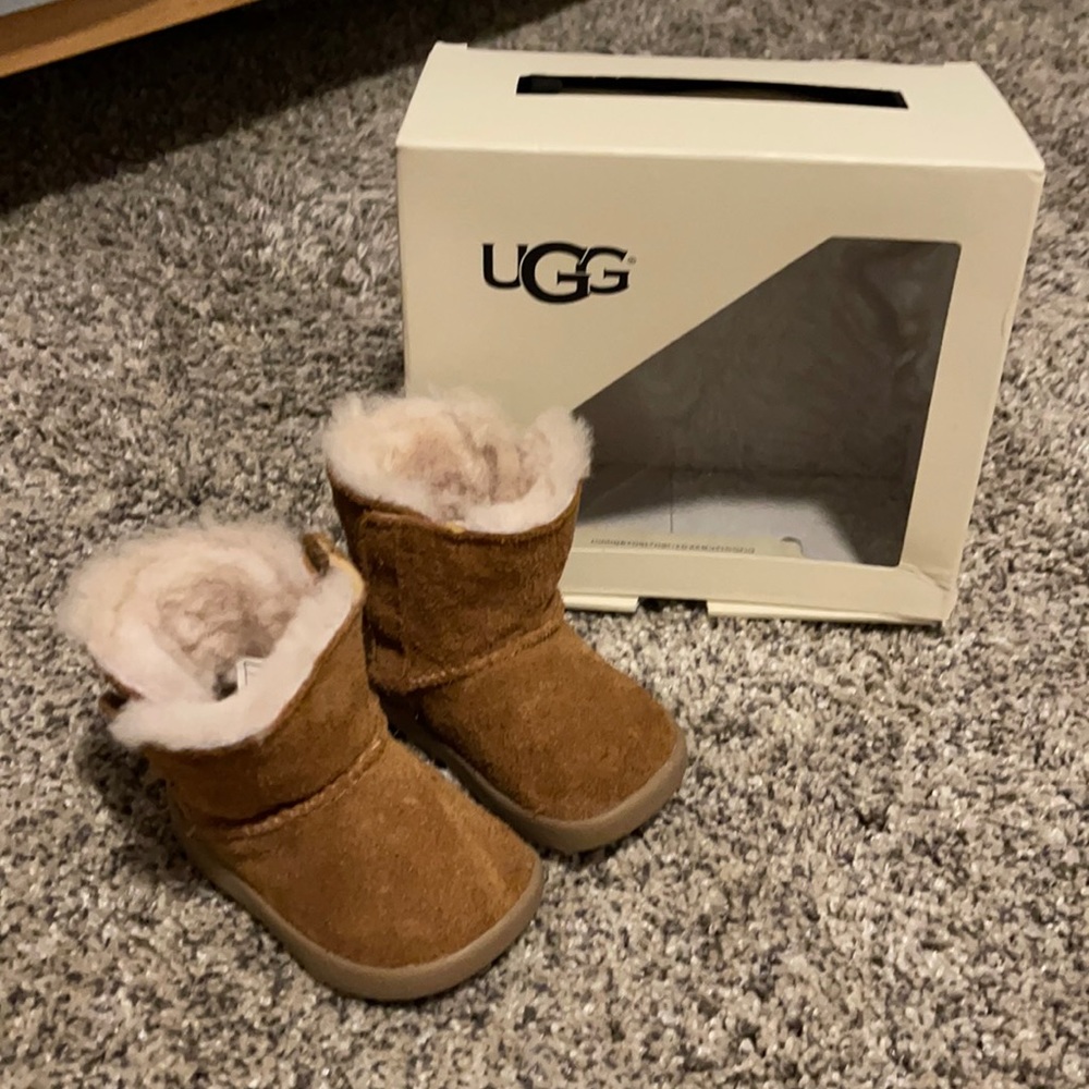 Ugg Boots. Keelan 0/1- 0-6months.